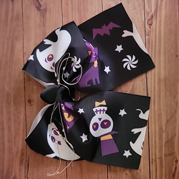 Handmade Halloween Ghost and Skull Light Up Hair Clip Bow, #2 - Picture 8 of 8